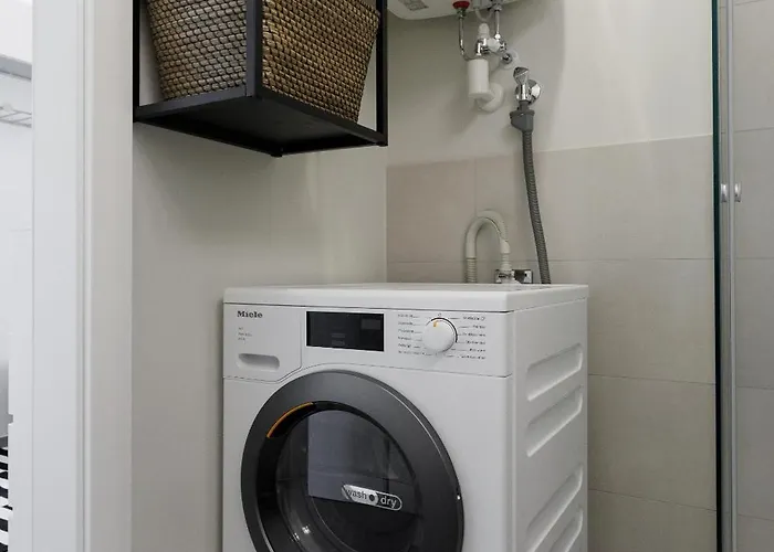 Urban Hideaway Apartment *